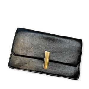 H&M Small shoulder bag in faux leather.